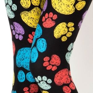 Rainbow puppy paws leggings! By Hello Pink